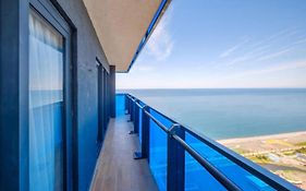 Spectacular Sea View Aparthotel In Orbi City Batumi